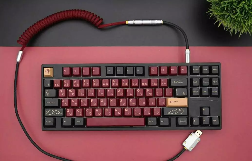 clavier custom rouge