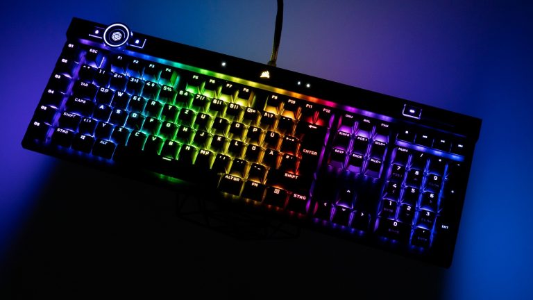 test corsair k100 rgb gaming clavier gamer